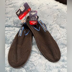 Speedo Black and Blue Adult Surf Strider Water Shoes